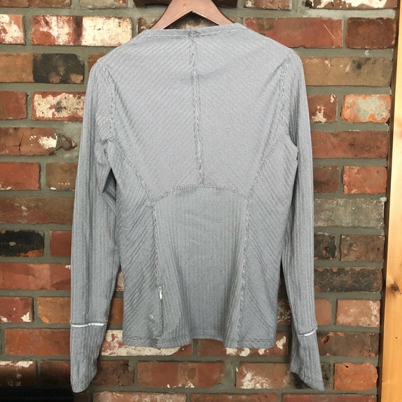Lululemon long sleeve - Picture 2 of 4